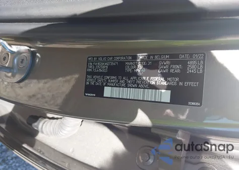 2022 Volvo Xc40 T5 Momentum z USA, uszkodzony, nr VIN YV4162UK4N2735471